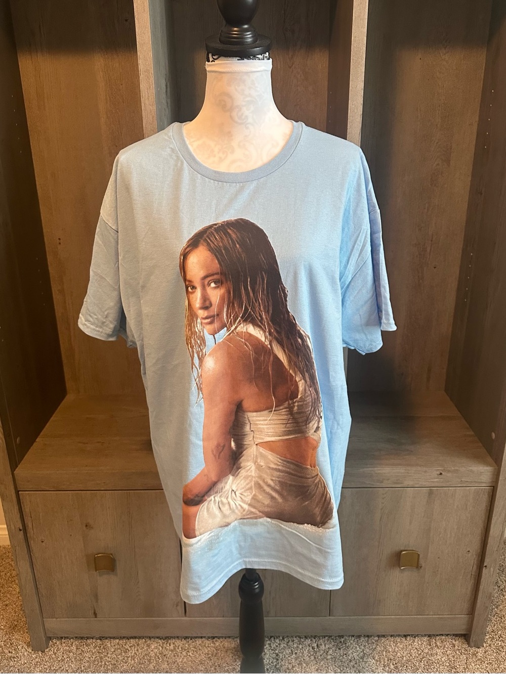 XL Hilary Duff Roommates Tour Shirt